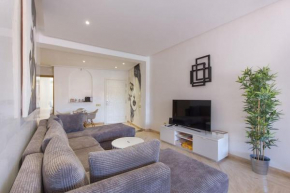 Urban Chic 2 bedrooms in Utimate City Center